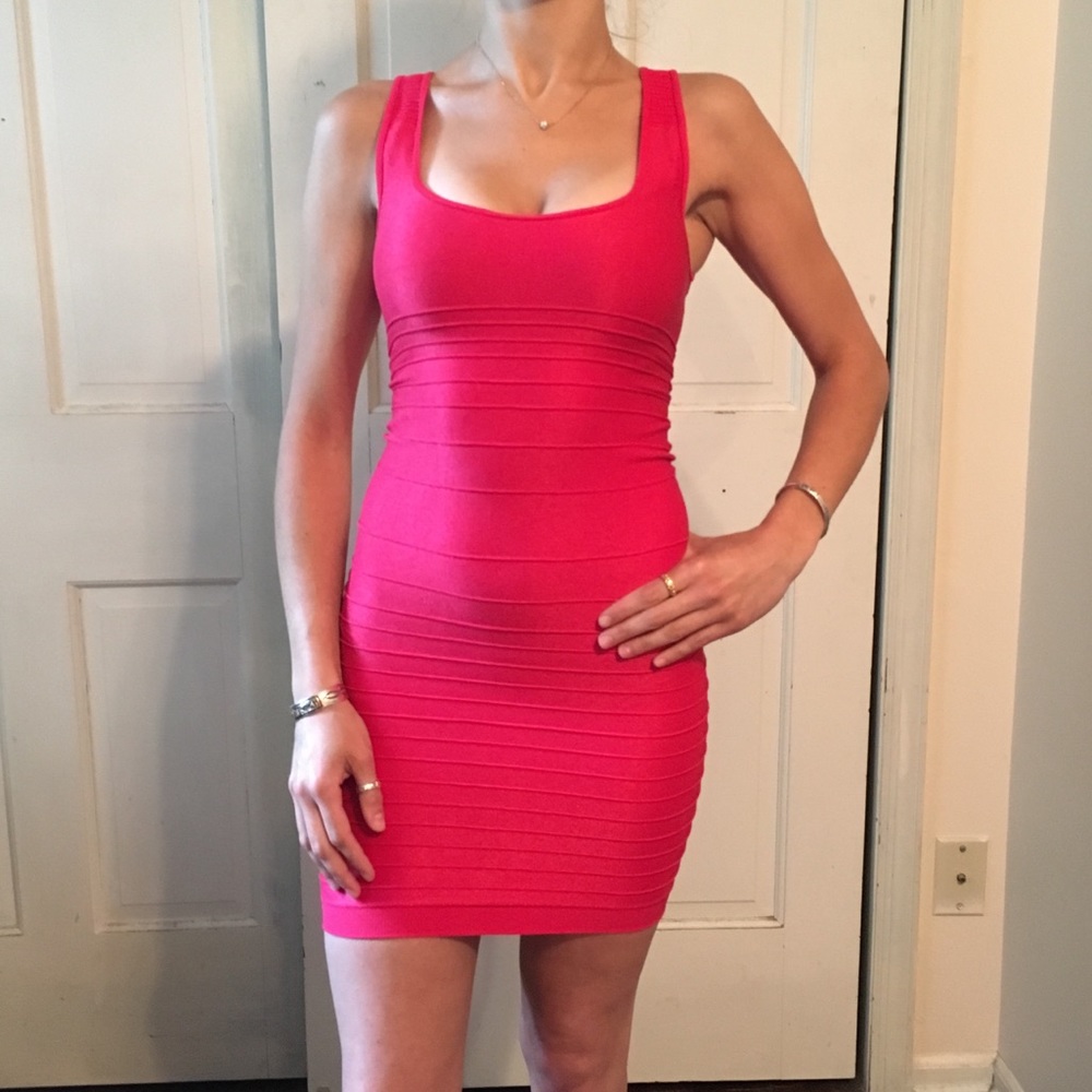 Super sexy fitted Bebe dress size small - Picture 2 of 5